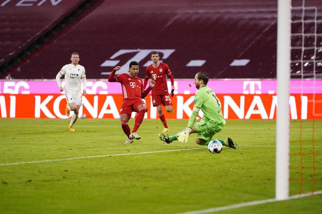  拜仁慕尼黑主场完胜多特，德甲霸主显威风  