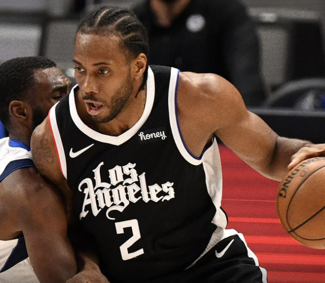  勇士末节发力客场轻取独行侠